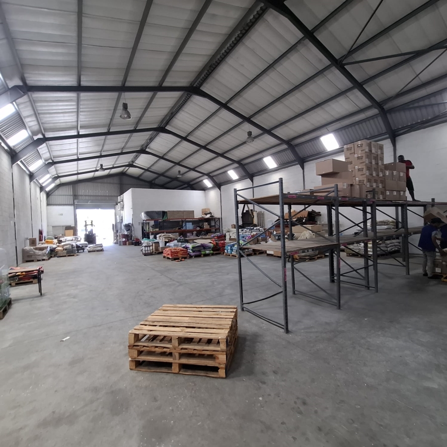 To Let commercial Property for Rent in Brackenfell Central Western Cape